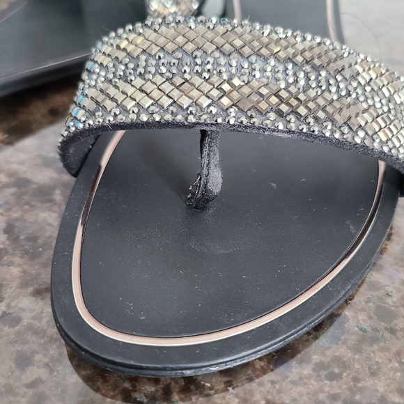 Slides - Picture 5 of 5